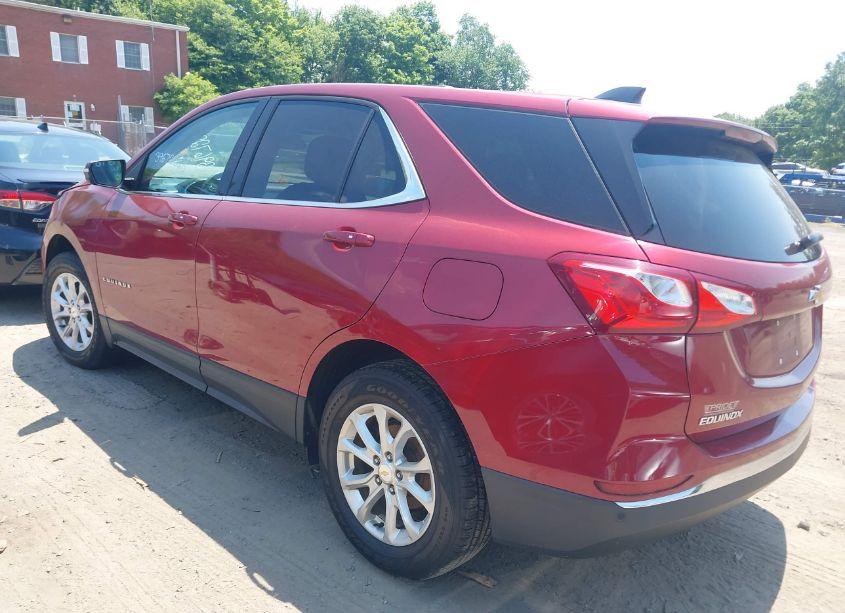 Photo 3 of 2018 Chevrolet Equinox LT (VIN 2GNAXSEVXJ6296449)
