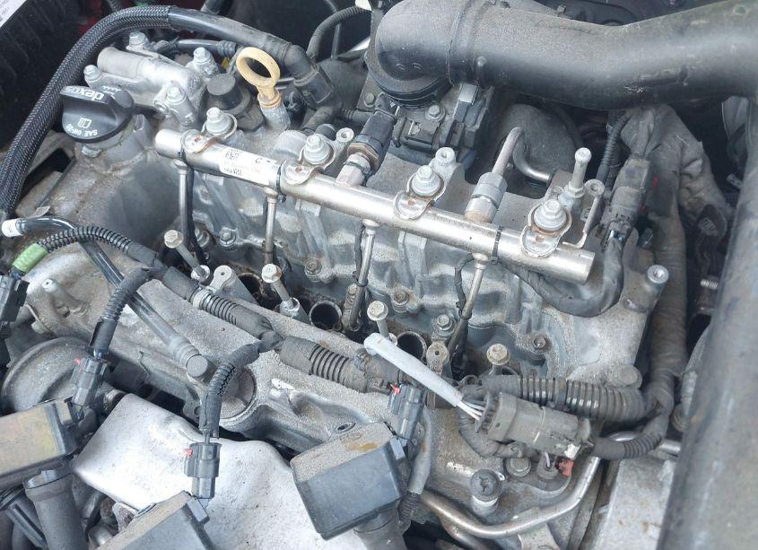 Photo 6 of 2018 Chevrolet Equinox LT (VIN 2GNAXSEVXJ6296449)