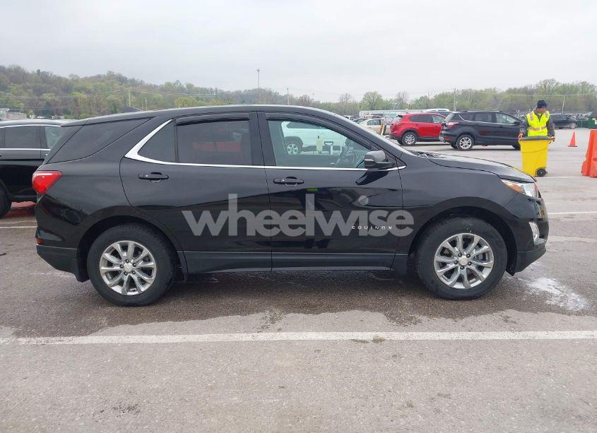 Photo 13 of 2018 Chevrolet Equinox LT (VIN 2GNAXSEVXJ6321320)