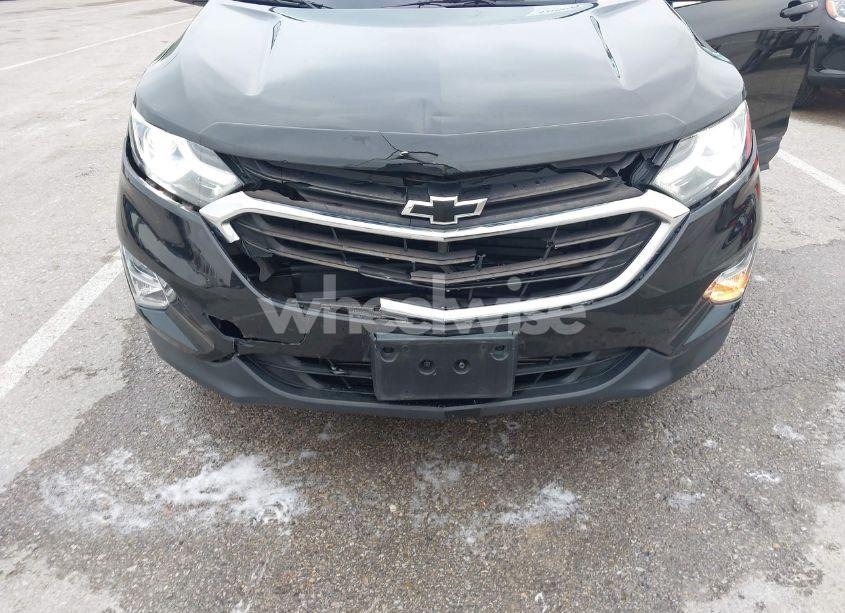 Photo 6 of 2018 Chevrolet Equinox LT (VIN 2GNAXSEVXJ6321320)