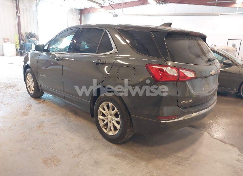 Photo 3 of 2018 Chevrolet Equinox LT (VIN 2GNAXSEVXJ6345570)