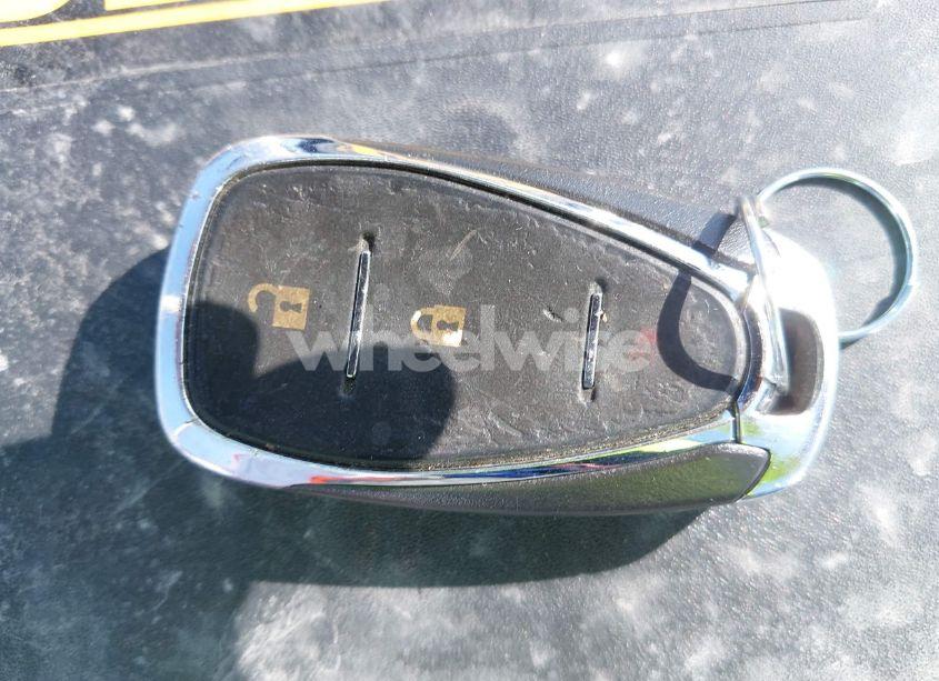 Photo 11 of 2019 Chevrolet Equinox LS (VIN 2GNAXSEVXK6279099)