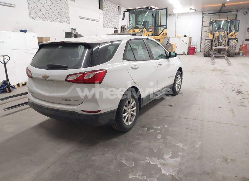 Photo 4 of 2020 Chevrolet Equinox AWD LS (VIN 2GNAXSEVXL6198766)