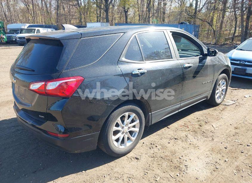Photo 4 of 2020 Chevrolet Equinox AWD LS (VIN 2GNAXSEVXL6266547)