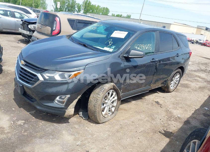 Photo 2 of 2021 Chevrolet Equinox AWD LS (VIN 2GNAXSEVXM6159290)
