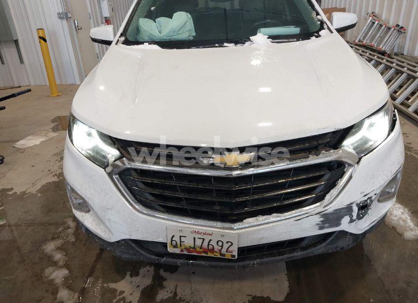 Photo 12 of 2019 Chevrolet Equinox LT (VIN 2GNAXTEV0K6221282)