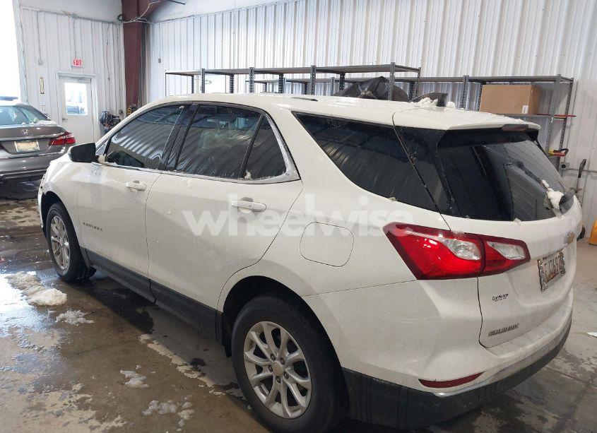Photo 14 of 2019 Chevrolet Equinox LT (VIN 2GNAXTEV0K6221282)