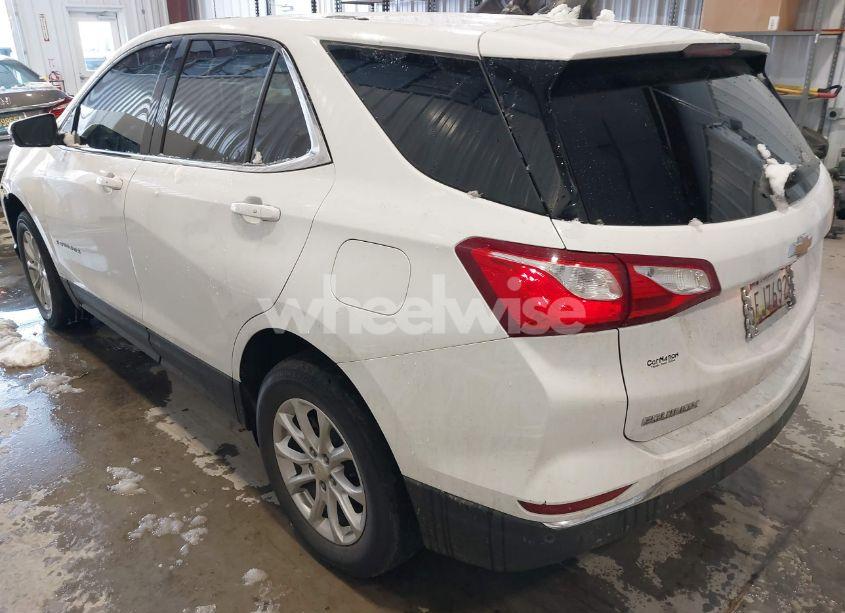 Photo 3 of 2019 Chevrolet Equinox LT (VIN 2GNAXTEV0K6221282)