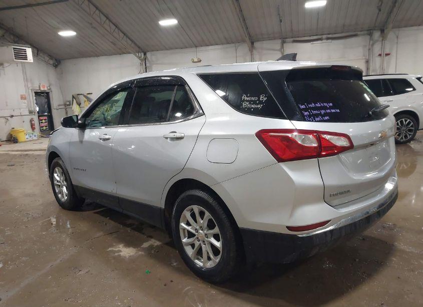 Photo 3 of 2019 Chevrolet Equinox LT (VIN 2GNAXTEV0K6236185)