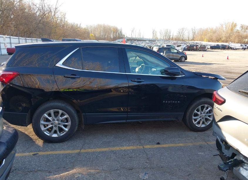 Photo 13 of 2020 Chevrolet Equinox AWD 2FL (VIN 2GNAXTEV1L6207702)