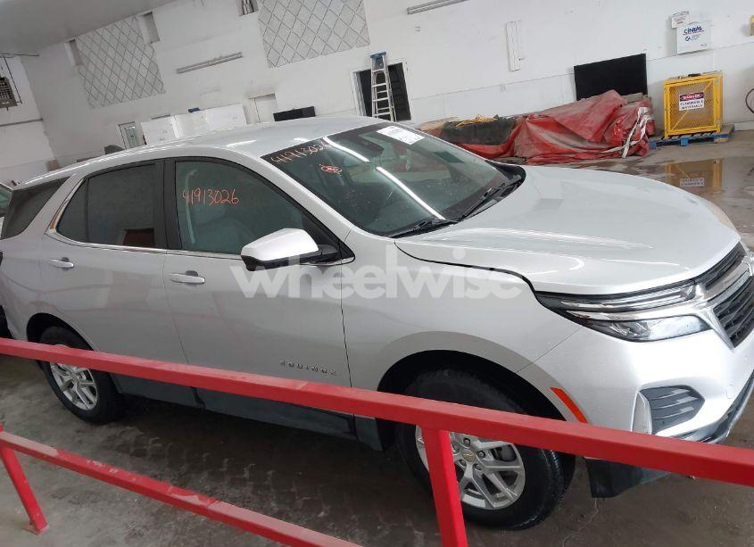 Photo 13 of 2022 Chevrolet Equinox AWD 2FL (VIN 2GNAXTEV1N6142093)