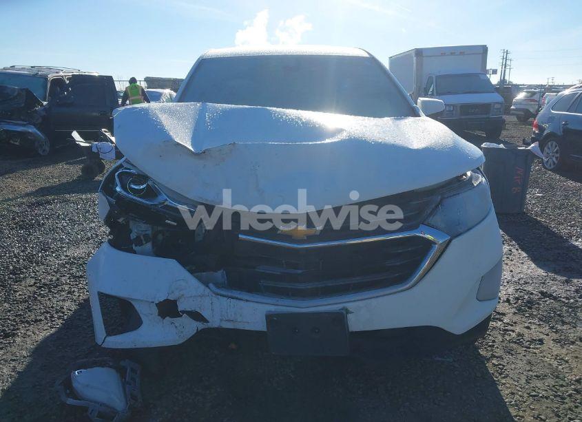 Photo 12 of 2019 Chevrolet Equinox LT (VIN 2GNAXTEV2K6210221)