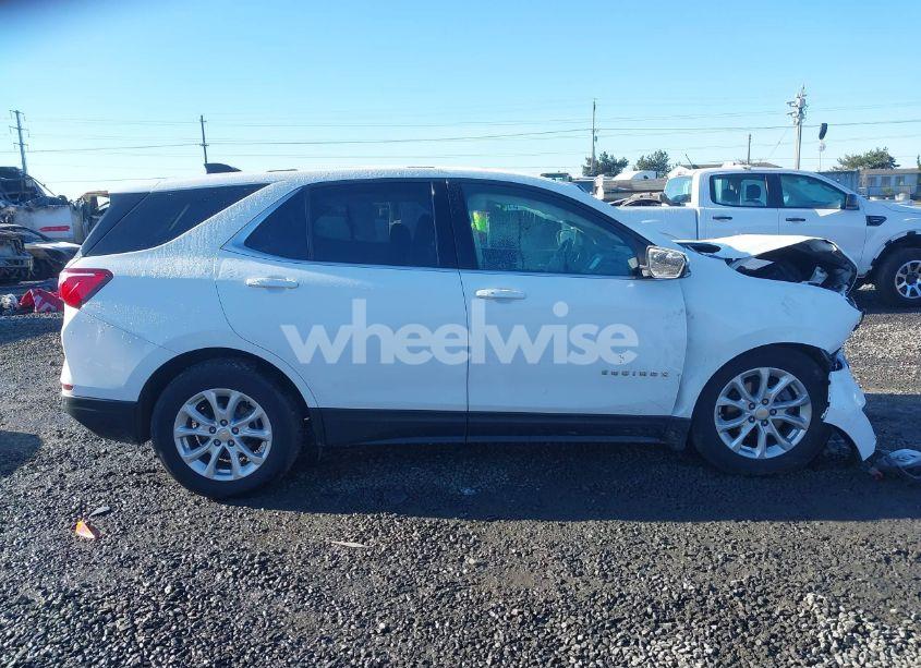Photo 13 of 2019 Chevrolet Equinox LT (VIN 2GNAXTEV2K6210221)