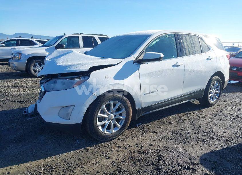 Photo 2 of 2019 Chevrolet Equinox LT (VIN 2GNAXTEV2K6210221)