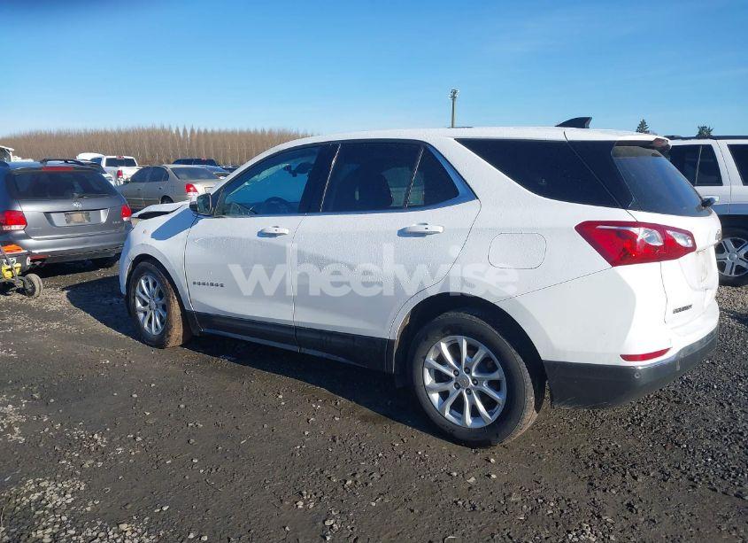 Photo 3 of 2019 Chevrolet Equinox LT (VIN 2GNAXTEV2K6210221)