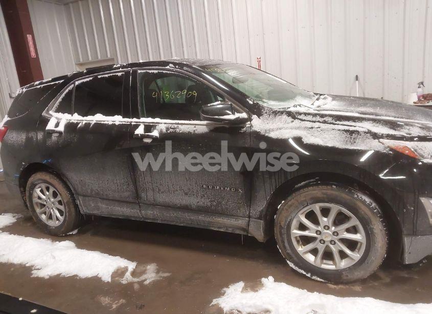 Photo 13 of 2020 Chevrolet Equinox AWD 2FL (VIN 2GNAXTEV2L6130516)