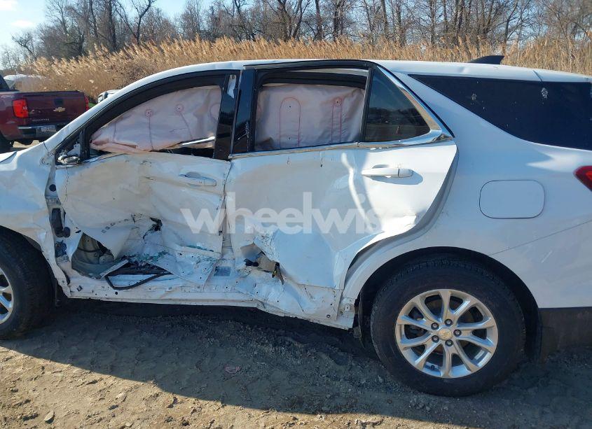 Photo 17 of 2020 Chevrolet Equinox AWD 2FL (VIN 2GNAXTEV3L6125390)