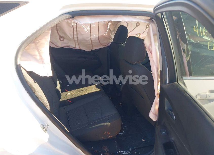 Photo 8 of 2020 Chevrolet Equinox AWD 2FL (VIN 2GNAXTEV3L6125390)