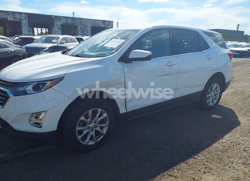 Photo 5 of 2020 Chevrolet Equinox AWD 2FL (VIN 2GNAXTEV3L6257324)