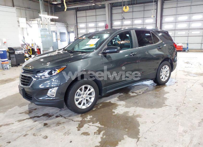Photo 2 of 2021 Chevrolet Equinox AWD 2FL (VIN 2GNAXTEV3M6135855)