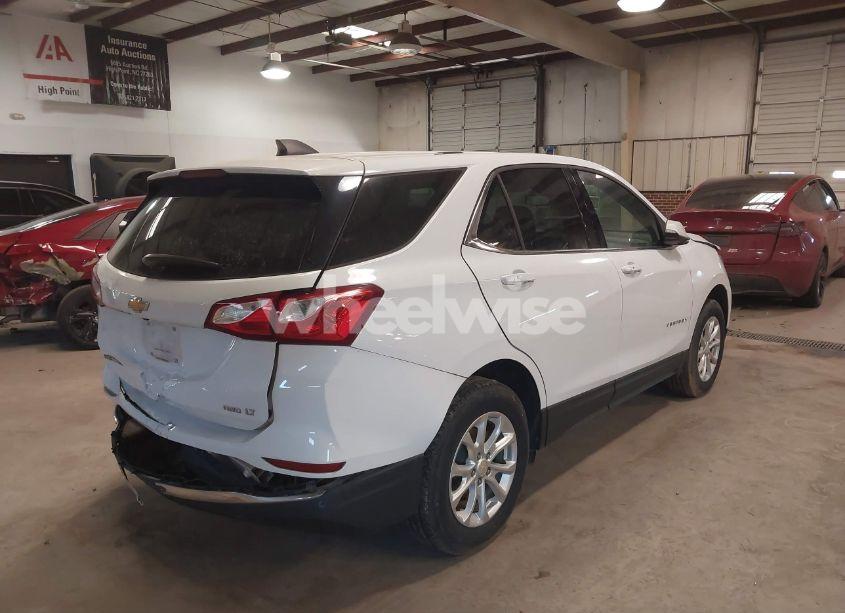 Photo 4 of 2019 Chevrolet Equinox LT (VIN 2GNAXTEV4K6166223)