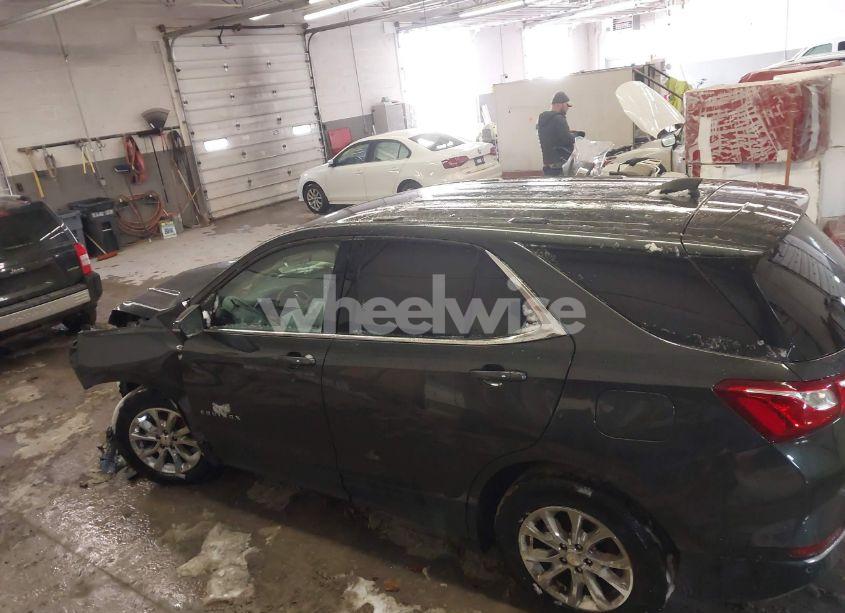 Photo 15 of 2019 Chevrolet Equinox LT (VIN 2GNAXTEV4K6290573)