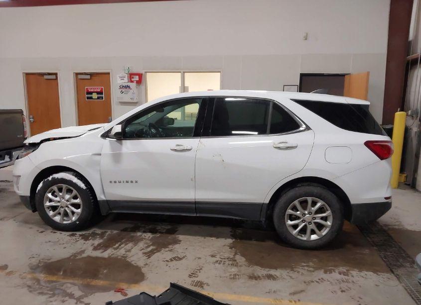 Photo 14 of 2020 Chevrolet Equinox AWD 2FL (VIN 2GNAXTEV4L6224638)