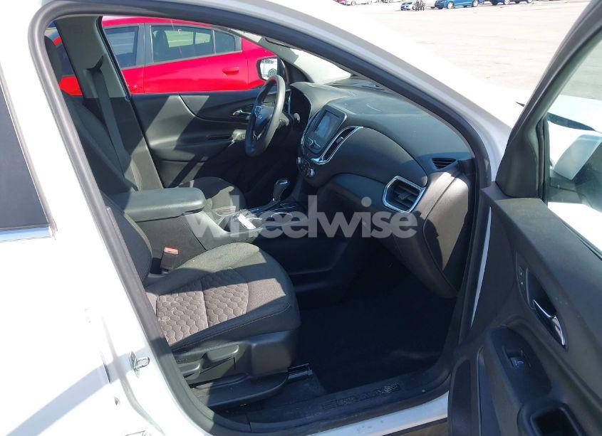 Photo 5 of 2021 Chevrolet Equinox AWD 2FL (VIN 2GNAXTEV4M6140160)