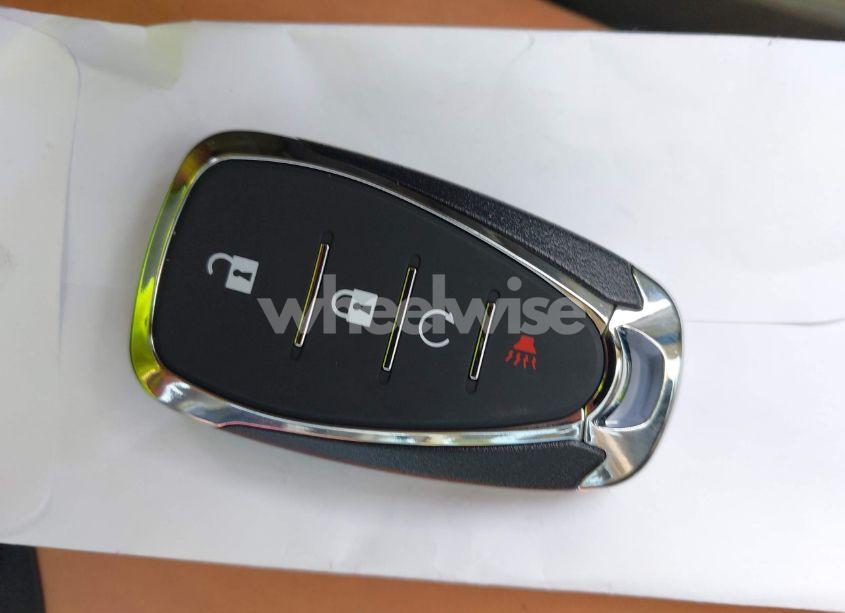 Photo 11 of 2019 Chevrolet Equinox LT (VIN 2GNAXTEV6K6190023)