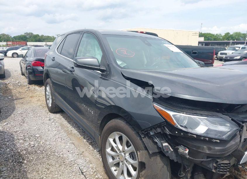 Photo 13 of 2019 Chevrolet Equinox LT (VIN 2GNAXTEV6K6190023)