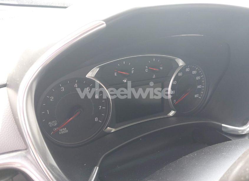 Photo 15 of 2019 Chevrolet Equinox LT (VIN 2GNAXTEV6K6190023)