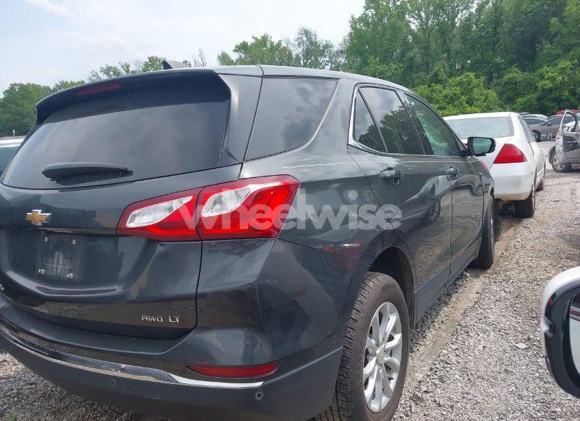 Photo 4 of 2019 Chevrolet Equinox LT (VIN 2GNAXTEV6K6190023)