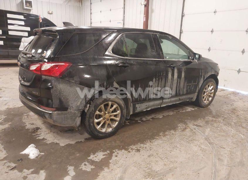 Photo 4 of 2020 Chevrolet Equinox AWD 2FL (VIN 2GNAXTEV6L6117025)