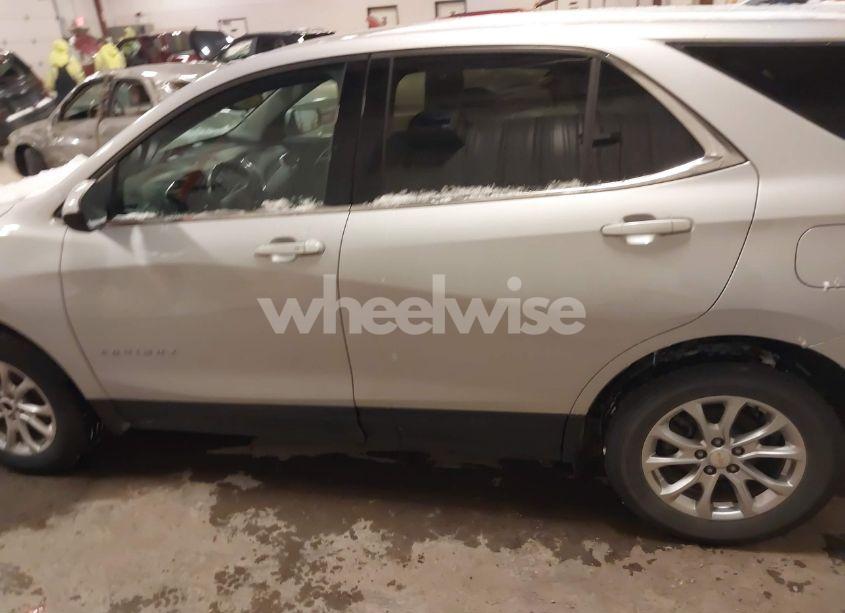 Photo 14 of 2020 Chevrolet Equinox AWD 2FL (VIN 2GNAXTEV6L6168377)