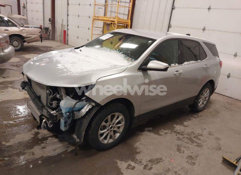 Photo 2 of 2020 Chevrolet Equinox AWD 2FL (VIN 2GNAXTEV6L6168377)