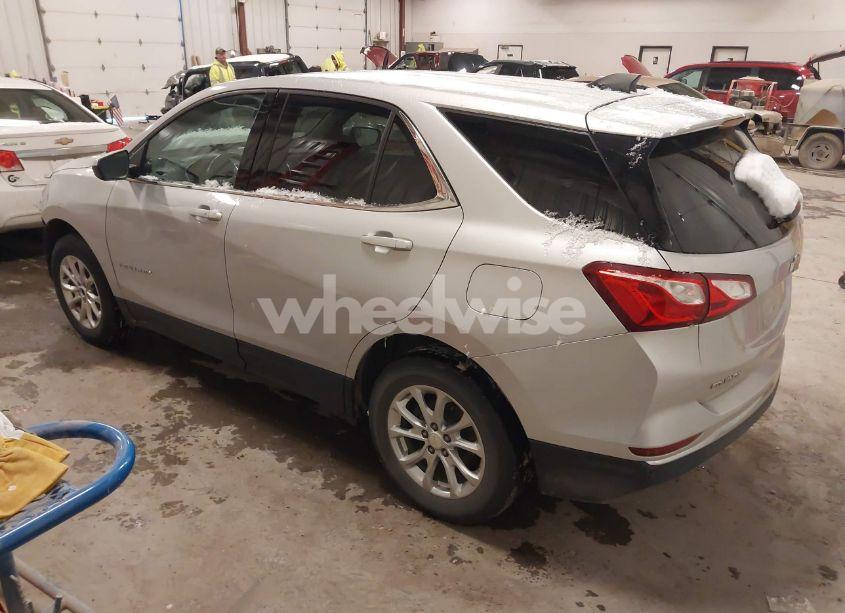 Photo 3 of 2020 Chevrolet Equinox AWD 2FL (VIN 2GNAXTEV6L6168377)