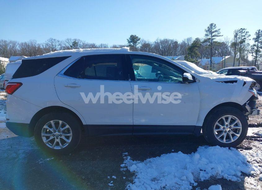 Photo 13 of 2020 Chevrolet Equinox AWD 2FL (VIN 2GNAXTEV6L6257804)