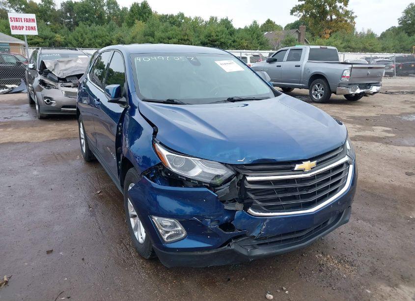 2019 Chevrolet Equinox LT (VIN 2GNAXTEV7K6163090) main photo