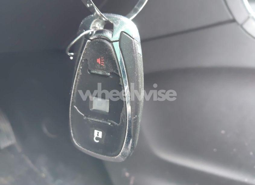 Photo 11 of 2019 Chevrolet Equinox LT (VIN 2GNAXTEV7K6169648)