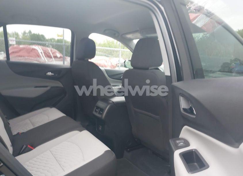 Photo 8 of 2020 Chevrolet Equinox AWD 2FL (VIN 2GNAXTEV7L6249419)