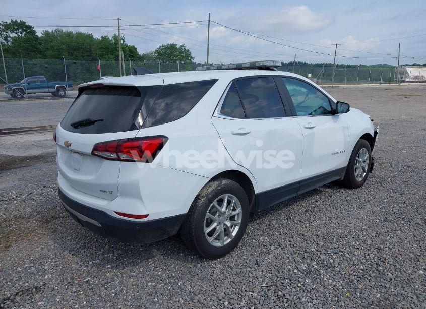 Photo 4 of 2022 Chevrolet Equinox AWD 2FL (VIN 2GNAXTEV7N6141417)