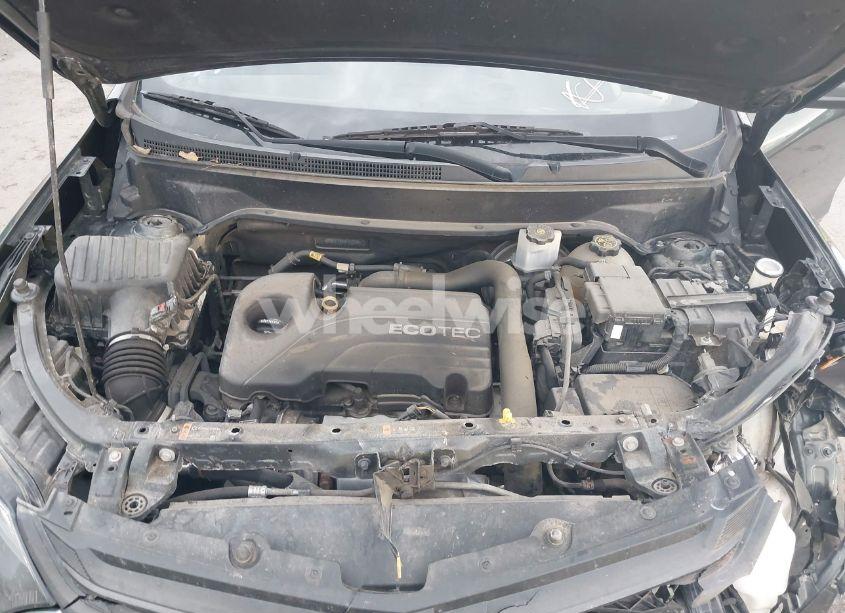 Photo 10 of 2019 Chevrolet Equinox LT (VIN 2GNAXTEV8K6152020)