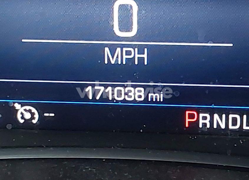 Photo 15 of 2019 Chevrolet Equinox LT (VIN 2GNAXTEV8K6152020)