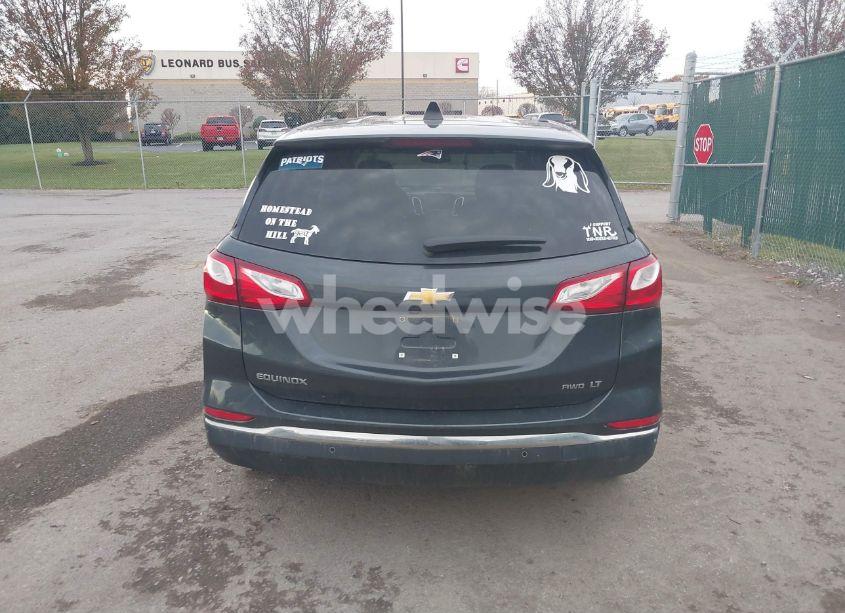 Photo 16 of 2019 Chevrolet Equinox LT (VIN 2GNAXTEV8K6152020)