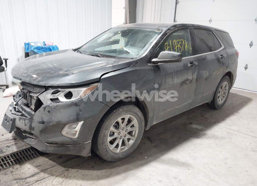 Photo 2 of 2020 Chevrolet Equinox AWD 2FL (VIN 2GNAXTEV8L6213836)