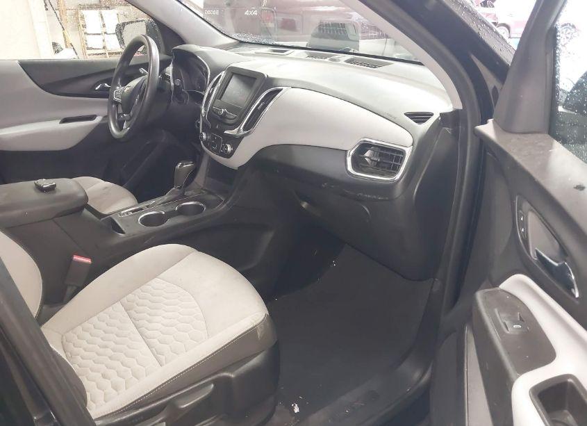 Photo 5 of 2020 Chevrolet Equinox AWD 2FL (VIN 2GNAXTEV8L6244732)