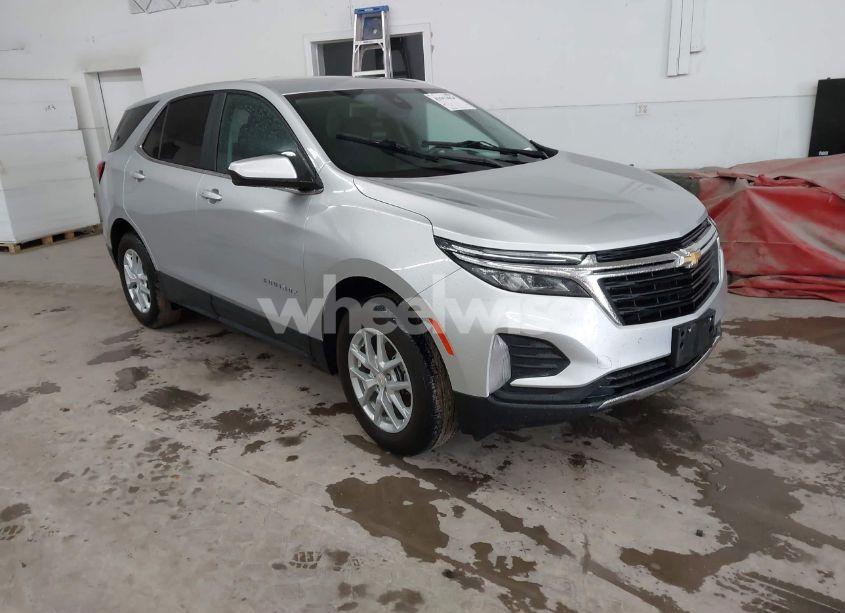 2022 Chevrolet Equinox AWD 2FL (VIN 2GNAXTEV8N6142009) main photo