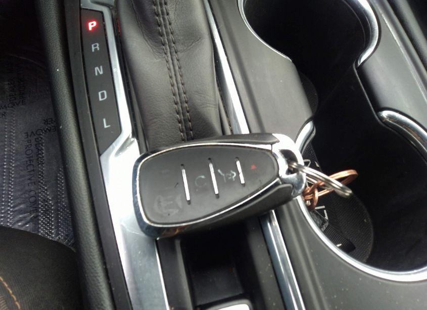 Photo 11 of 2019 Chevrolet Equinox LT (VIN 2GNAXTEV9K6242566)