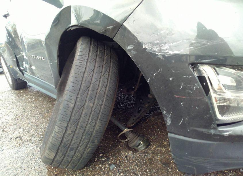 Photo 19 of 2019 Chevrolet Equinox LT (VIN 2GNAXTEV9K6242566)