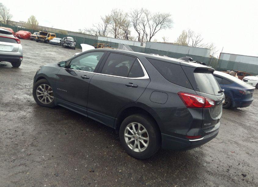 Photo 3 of 2019 Chevrolet Equinox LT (VIN 2GNAXTEV9K6242566)